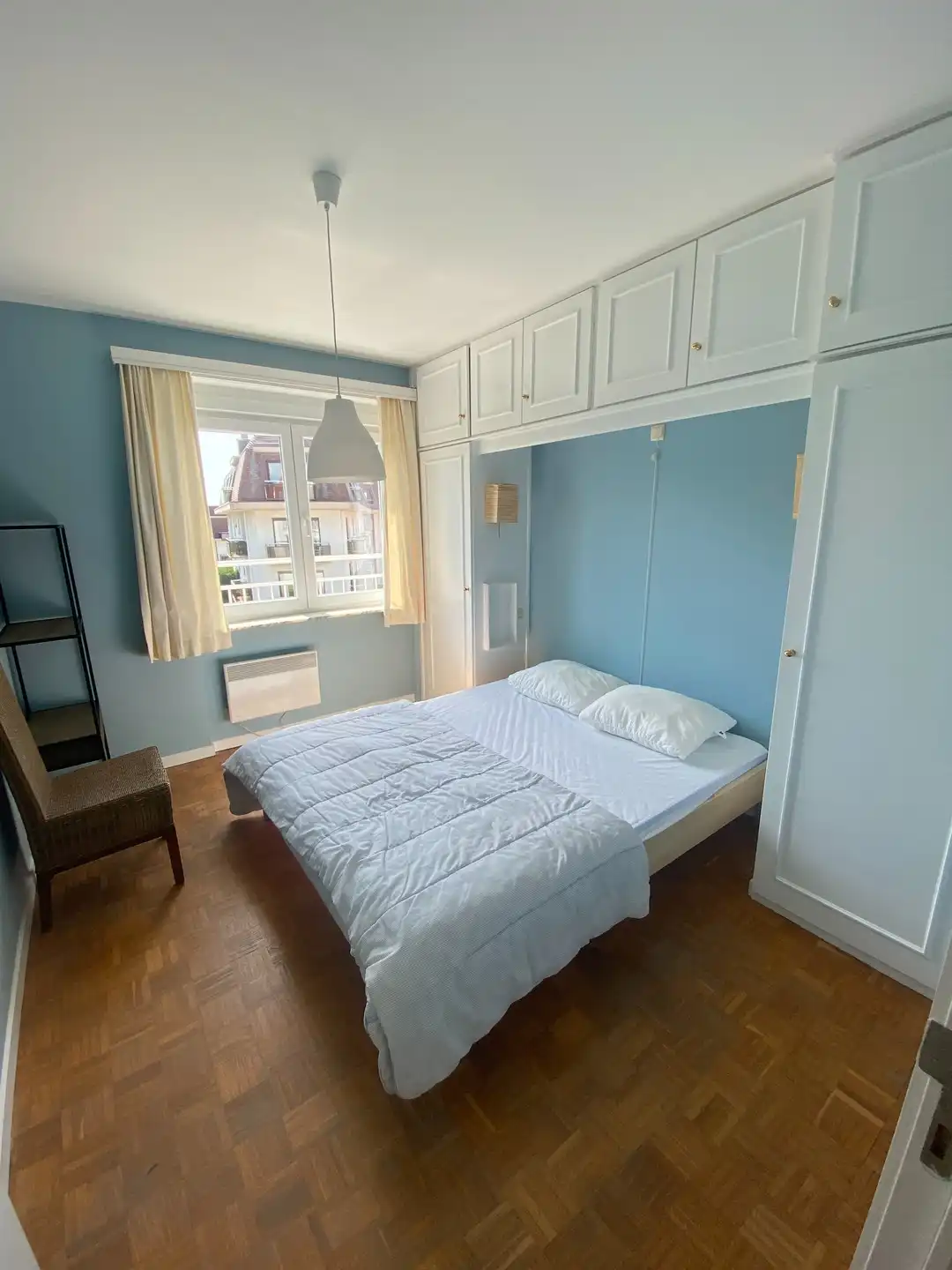 Gemeubeld: ruim appartement vlakbij zee! foto 12