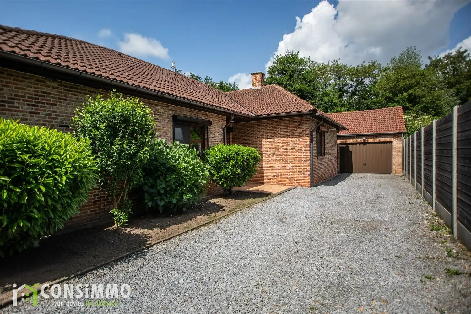 Ruime, gelijkvloerse woning met 3 slaapkamers in het groene Alken foto 2