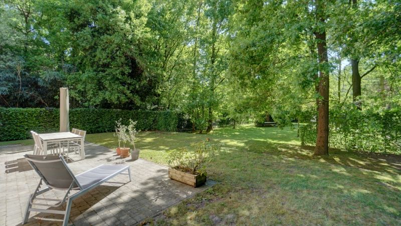 Instapklare villa van 265m² in pastorale stijl op 11 are 93 ca met mooie tuin foto 23