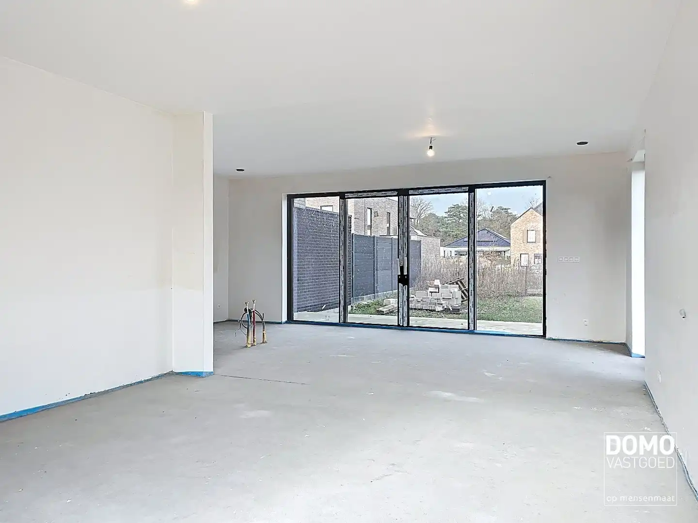 MODERNE NIEUWBOUWWONING CASCO PLUS MET 3 SLAAPKAMERS foto 7