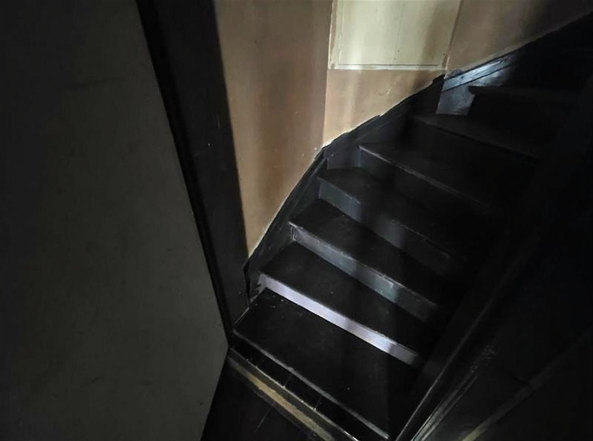 Een stadswoning met klasse én commerciële troef foto 15