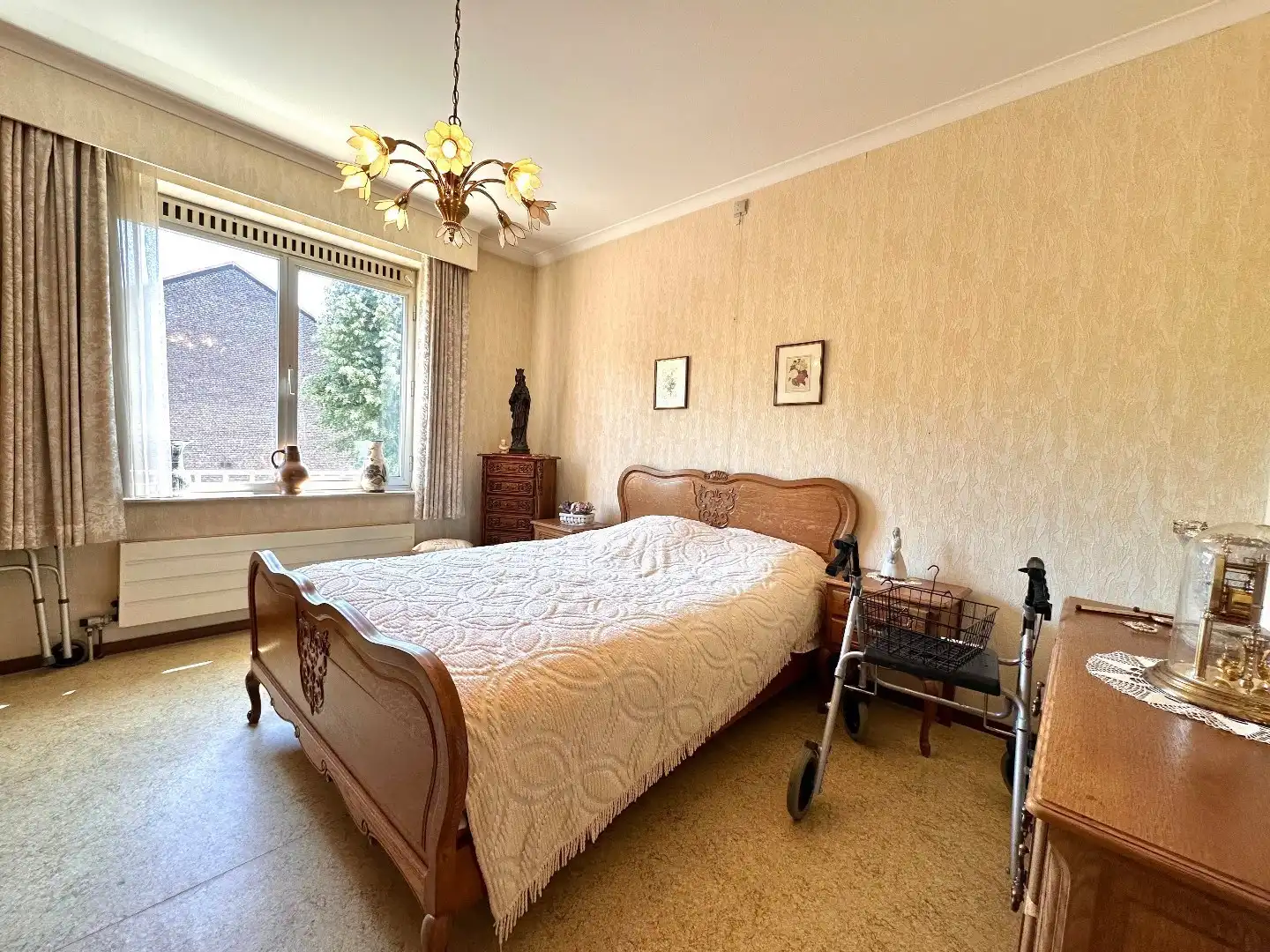 Ruim appartement met 2 slaapkamers en 2 terrassen in het centrum van Tongeren. foto 10