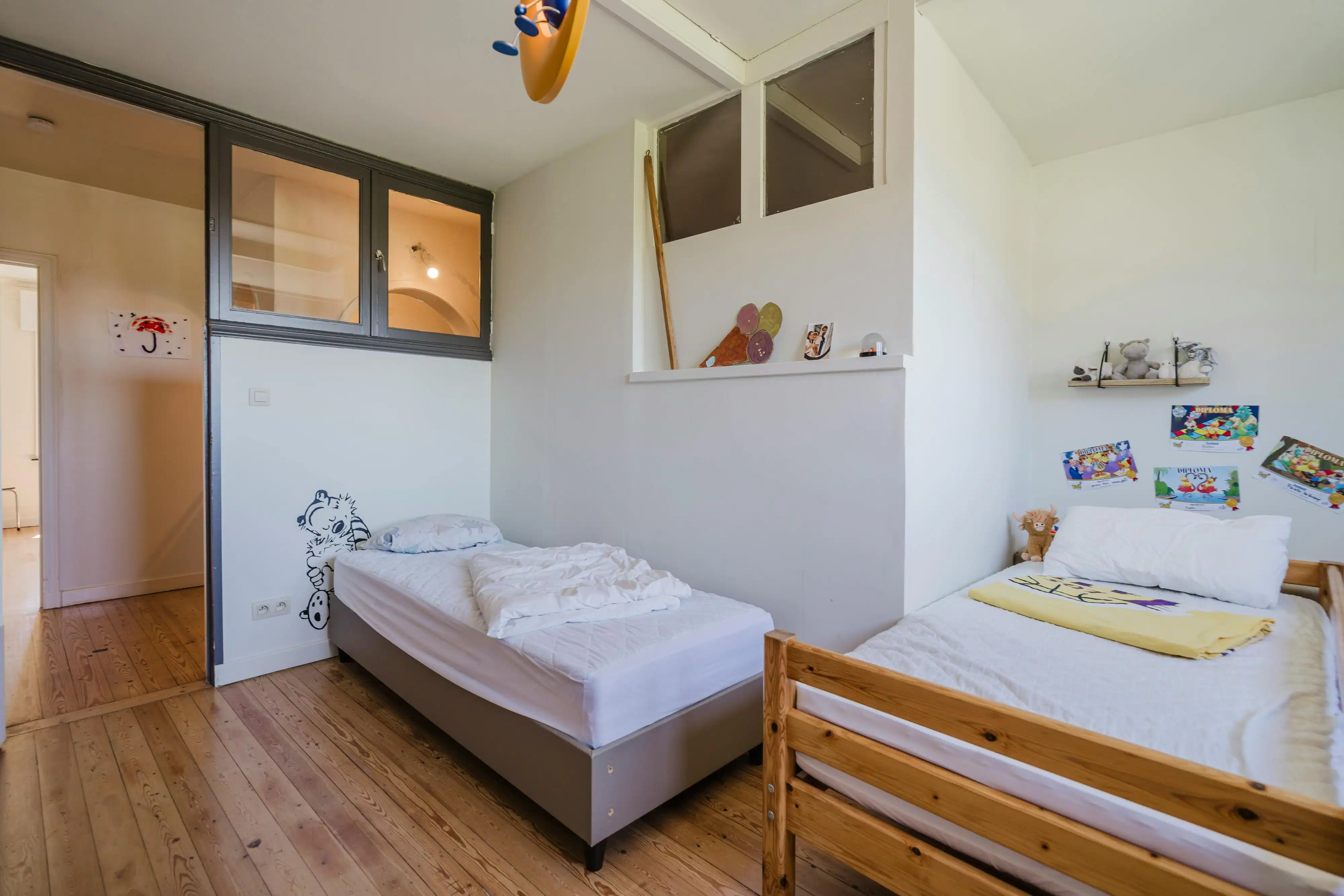 Instapklare burgerwoning met tuin en 4 slpk in Beverlaai  foto 13