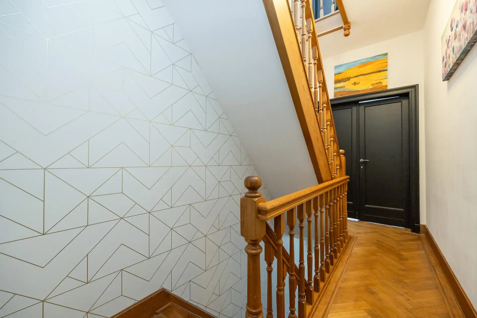 Ruime, instapklare gezinswoning met authentieke elementen in Berchem foto 40