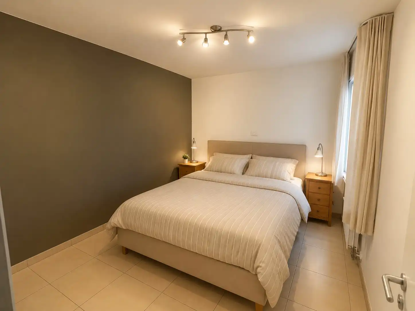 Appartement met 2 slaapkamers op toplocatie in De Haan centrum. foto 5