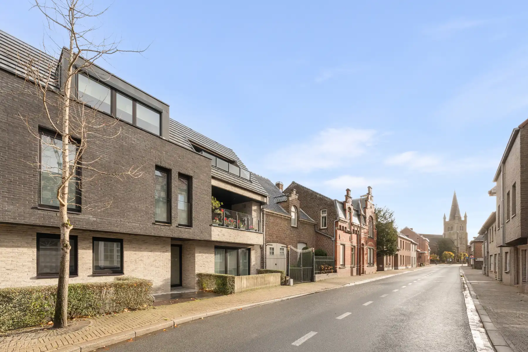 Recent appartement te Aartrijke foto {{pictureIndex}}