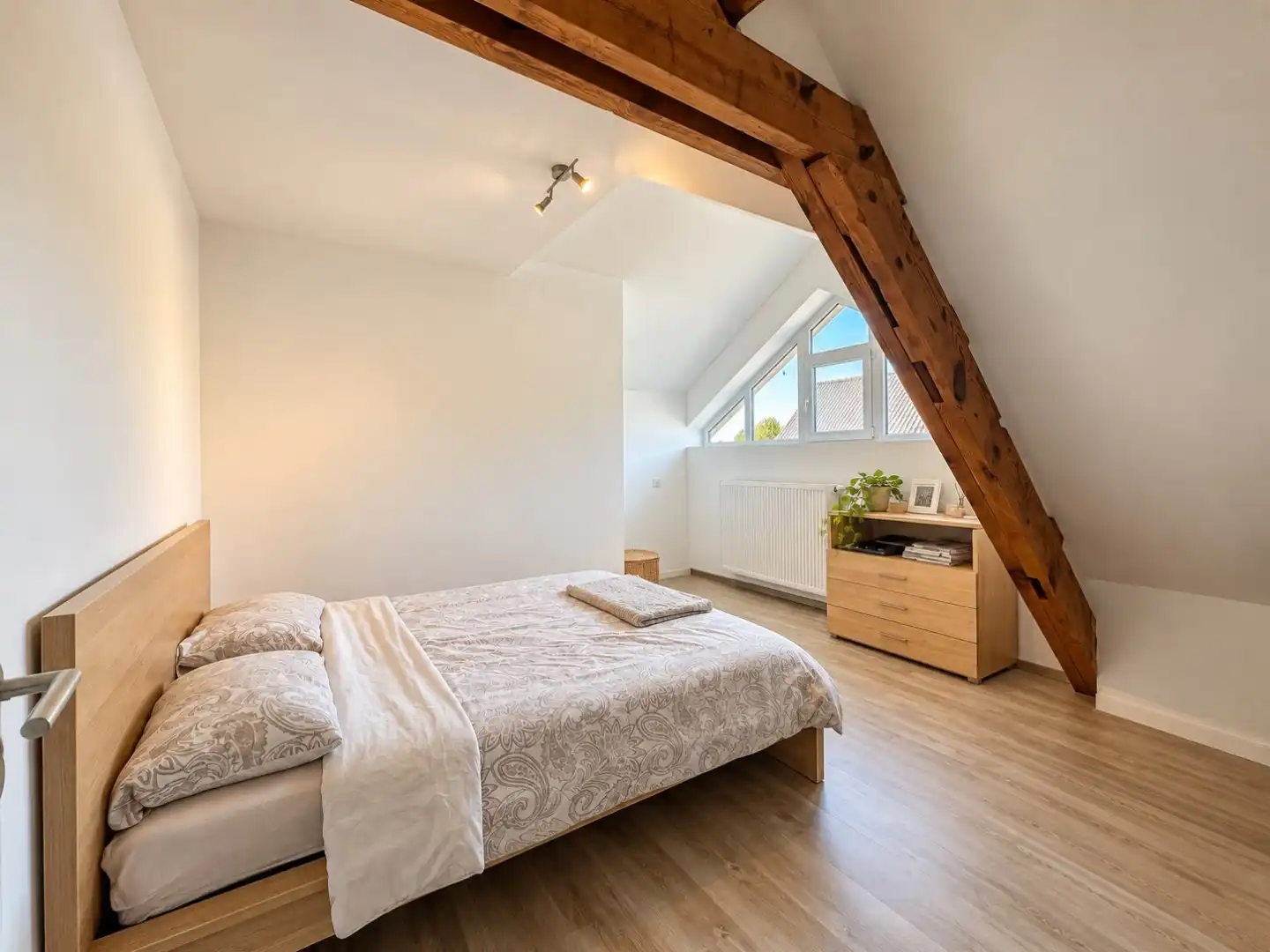 Ruim en energiezuinig duplexappartement met 3 slaapkamers en staanplaats in Wachtebeke foto 11