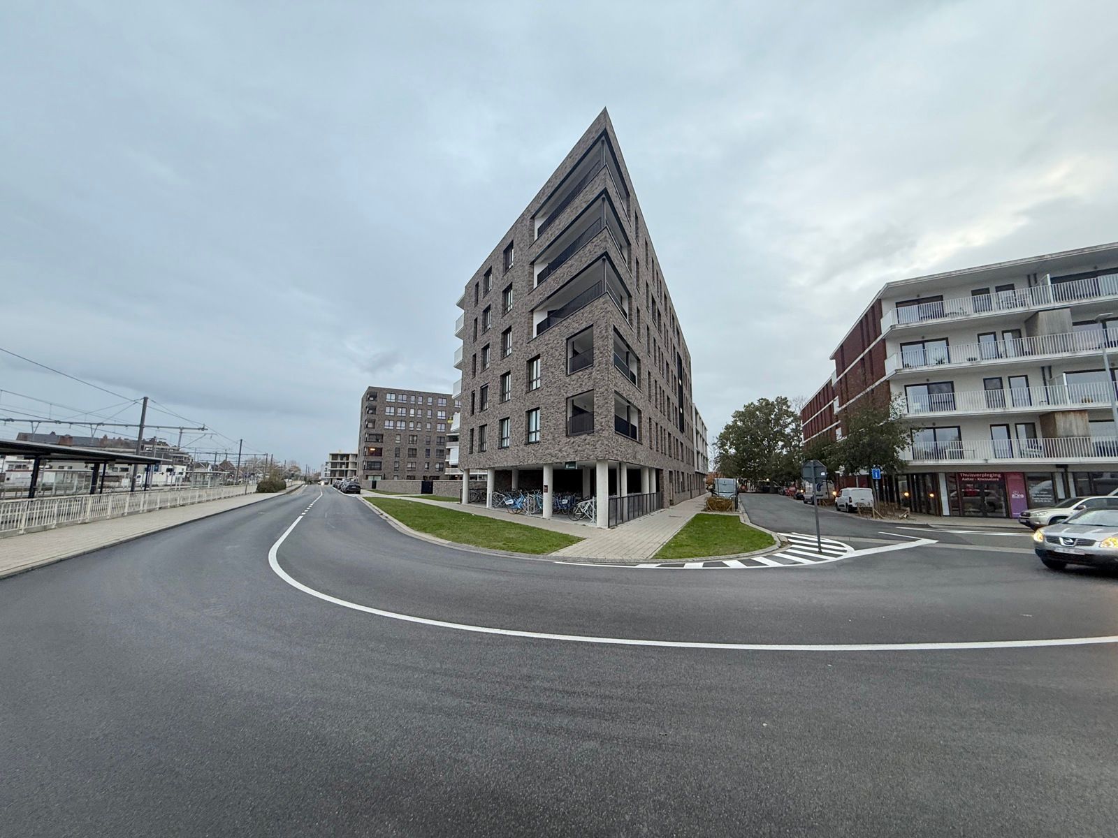 Zongericht appartement met ruim terras foto 24