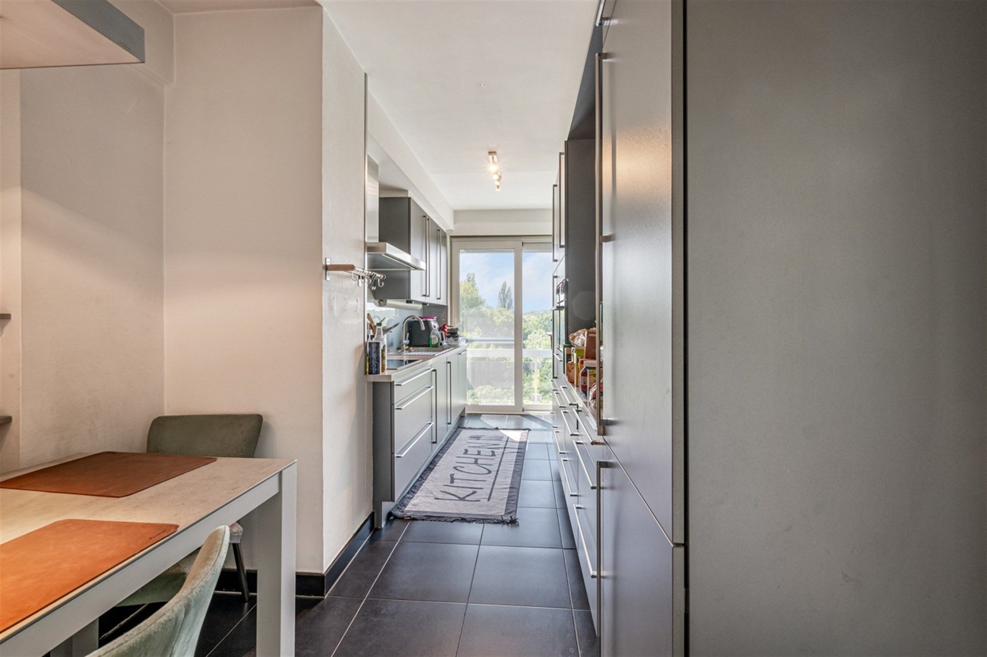 Ruim appartement met zicht op stadspark van Aalst foto 7