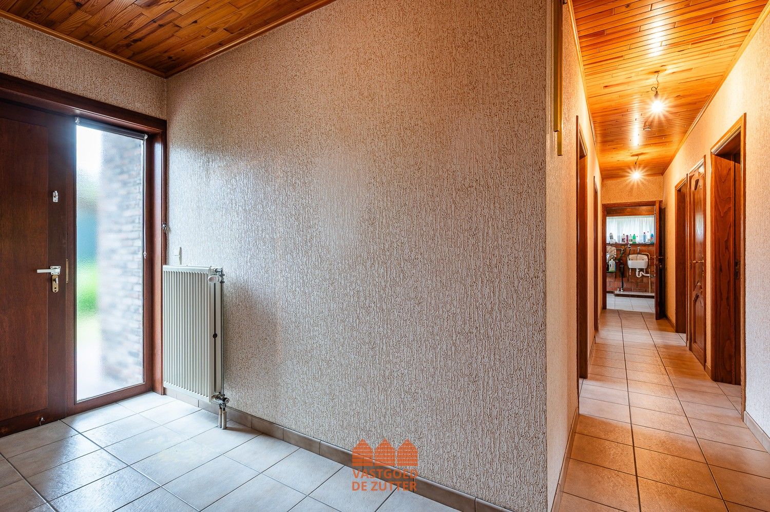 Ruime woning met potentieel en zuidgerichte tuin in doodlopende straat foto 29