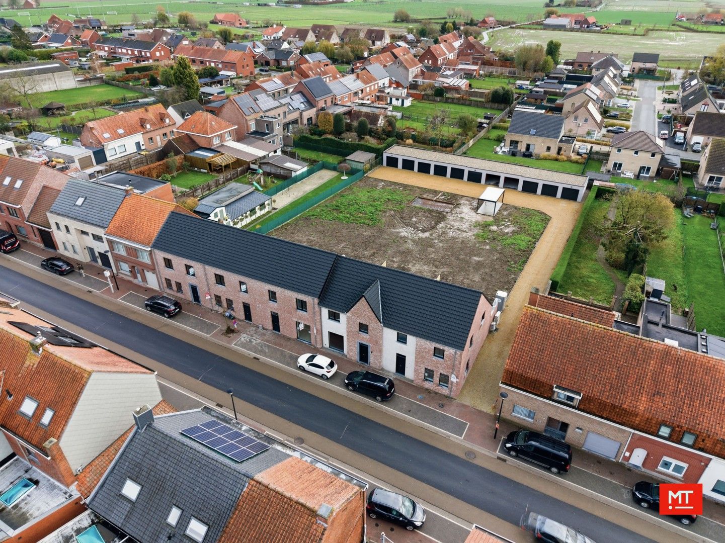 2 landelijke nieuwbouwwoningen met 3 slaapkamers en zongerichte tuin in de dorpskern van Beselare foto 20
