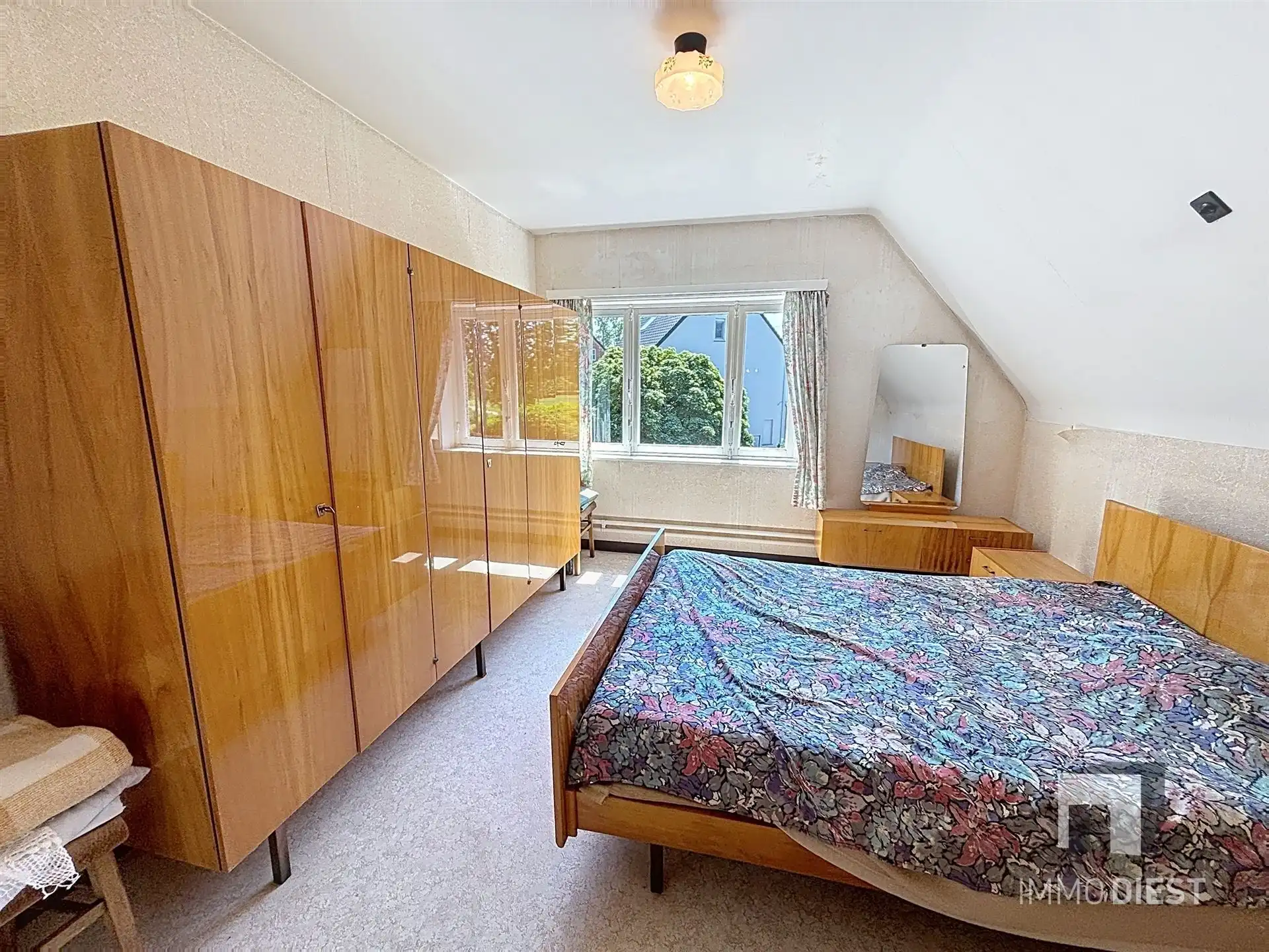 ZATERDAG 13.06 KIJKMOMENT VAN 13.00U TOT 15.00U. Charme troef in deze te renoveren woning op een ruim perceel te Vorst! foto 19