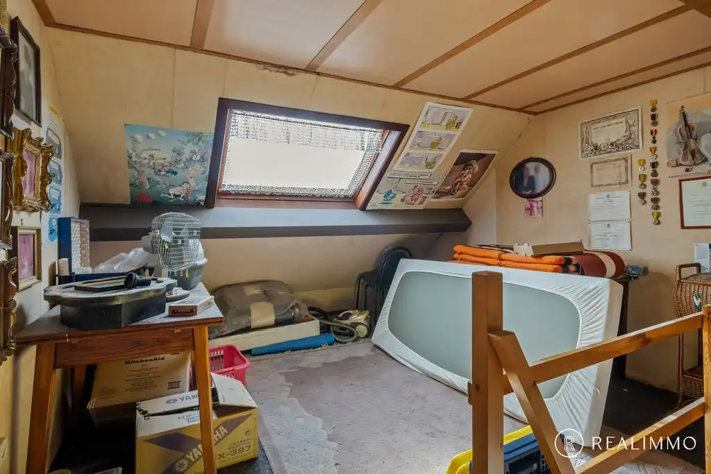 Te renoveren gezinswoning met uitweg en garage in Avelgem foto 15