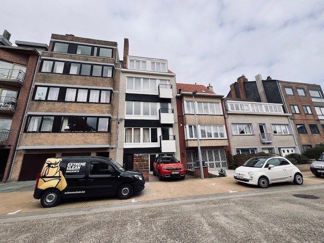 Gerenoveerd tweeslaapkamerappartement van maar liefst 90 m2 met zonnig terras op eerste verdieping. foto 16