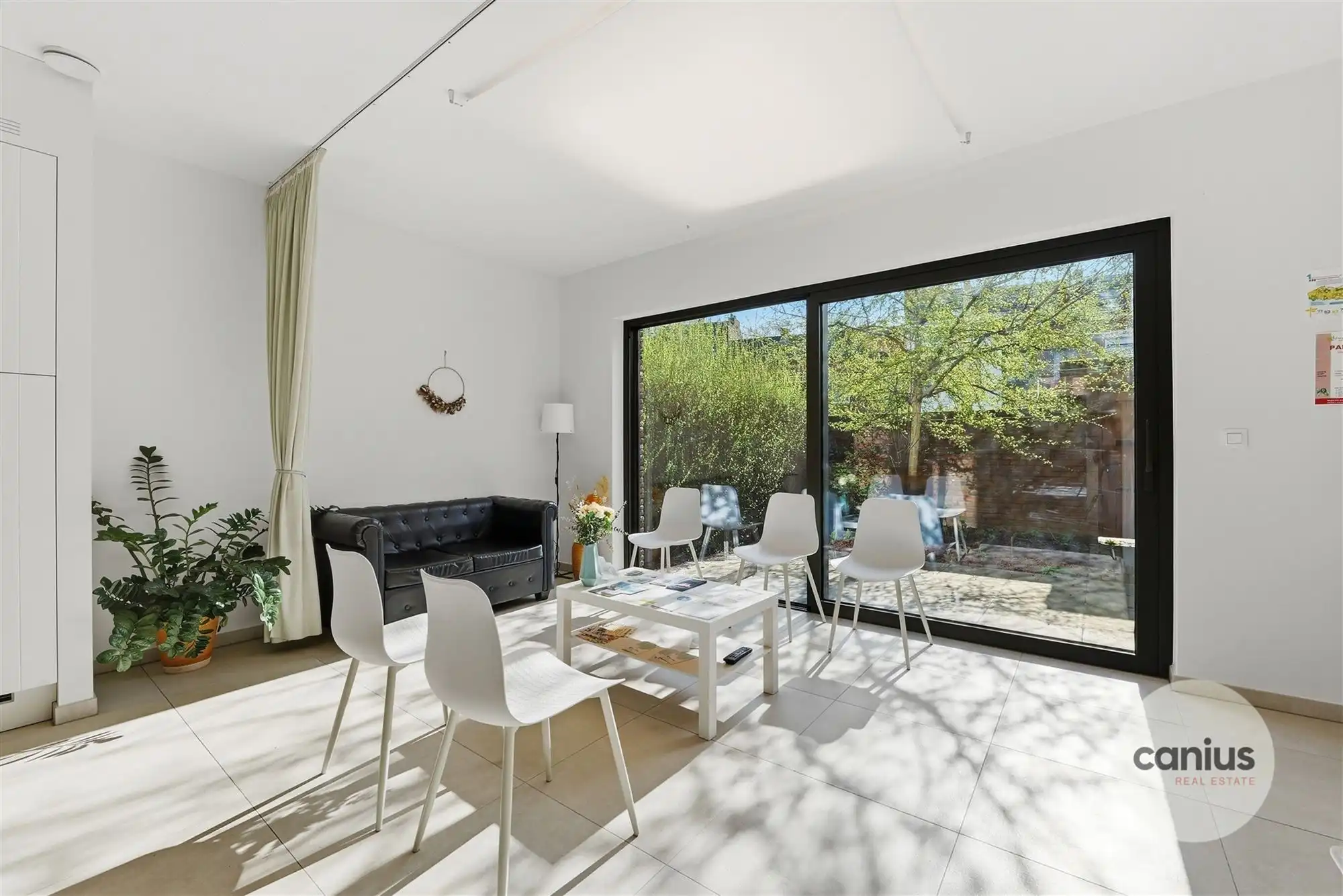 WONING MET LIFT NABIJ HET CENTRUM foto 8