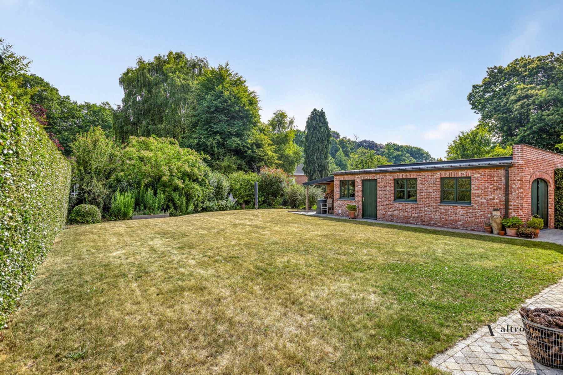Prachtige en instapklare villa in landelijke stijl  foto 27