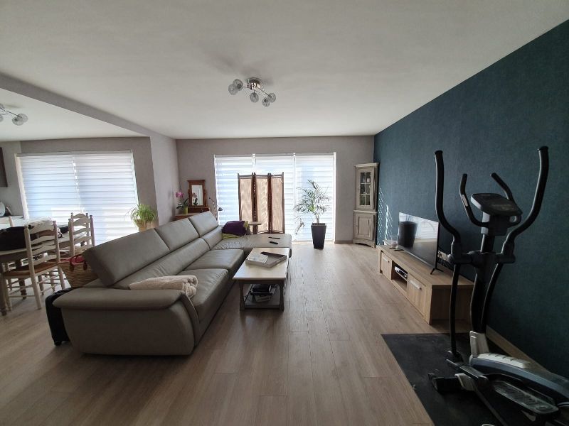 Lumineus appartement met groot terras foto {{pictureIndex}}