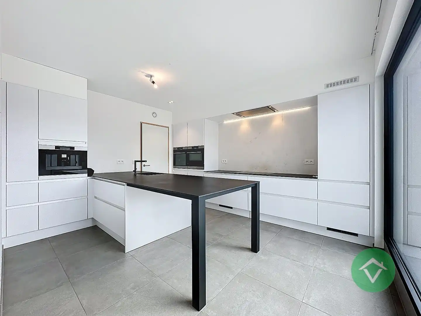 Prachtig dakappartement te Koekelare. foto 12