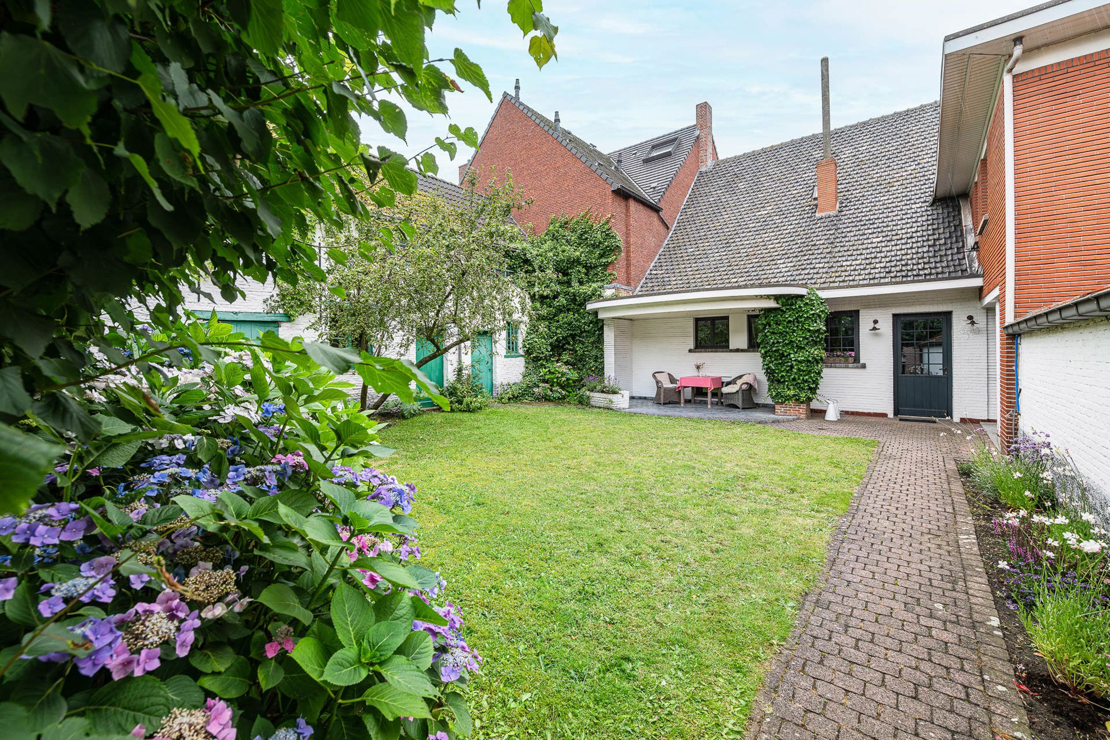 Historische hoeve met bijgebouwen!  foto 26