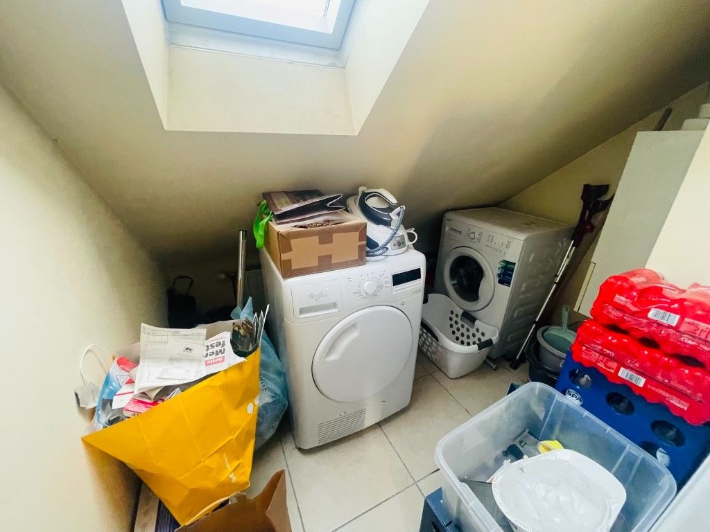 Kristus -Koning  Gezellig LICHTRIJK ENERGIEZUINIG appartement met 1 slaapkamer+ autostaanplaats in open lucht, LIFT in het gebouw. foto 12