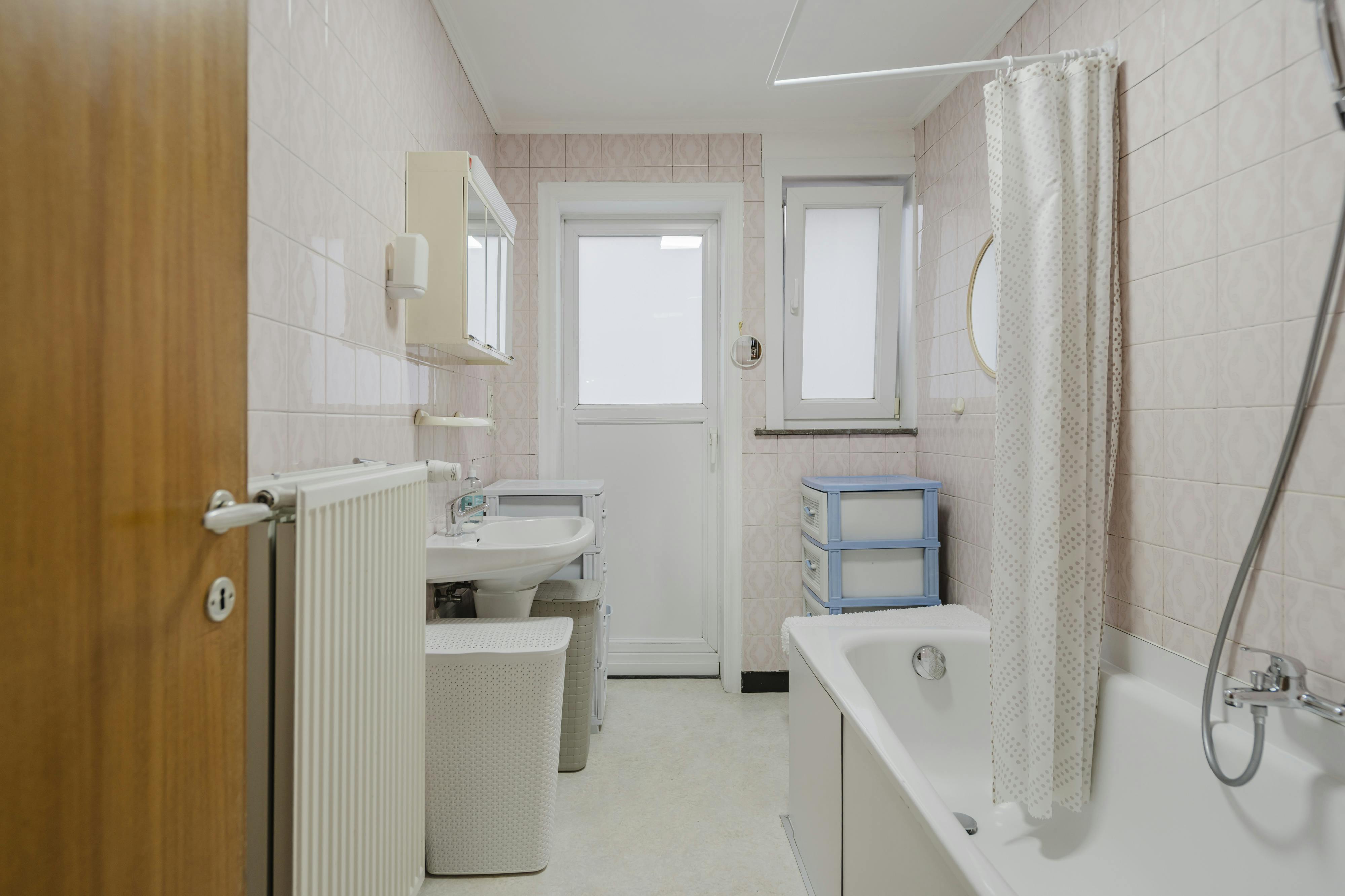 Halfopen bebouwing met 3 slaapkamers te koop in Kortrijk! foto 14