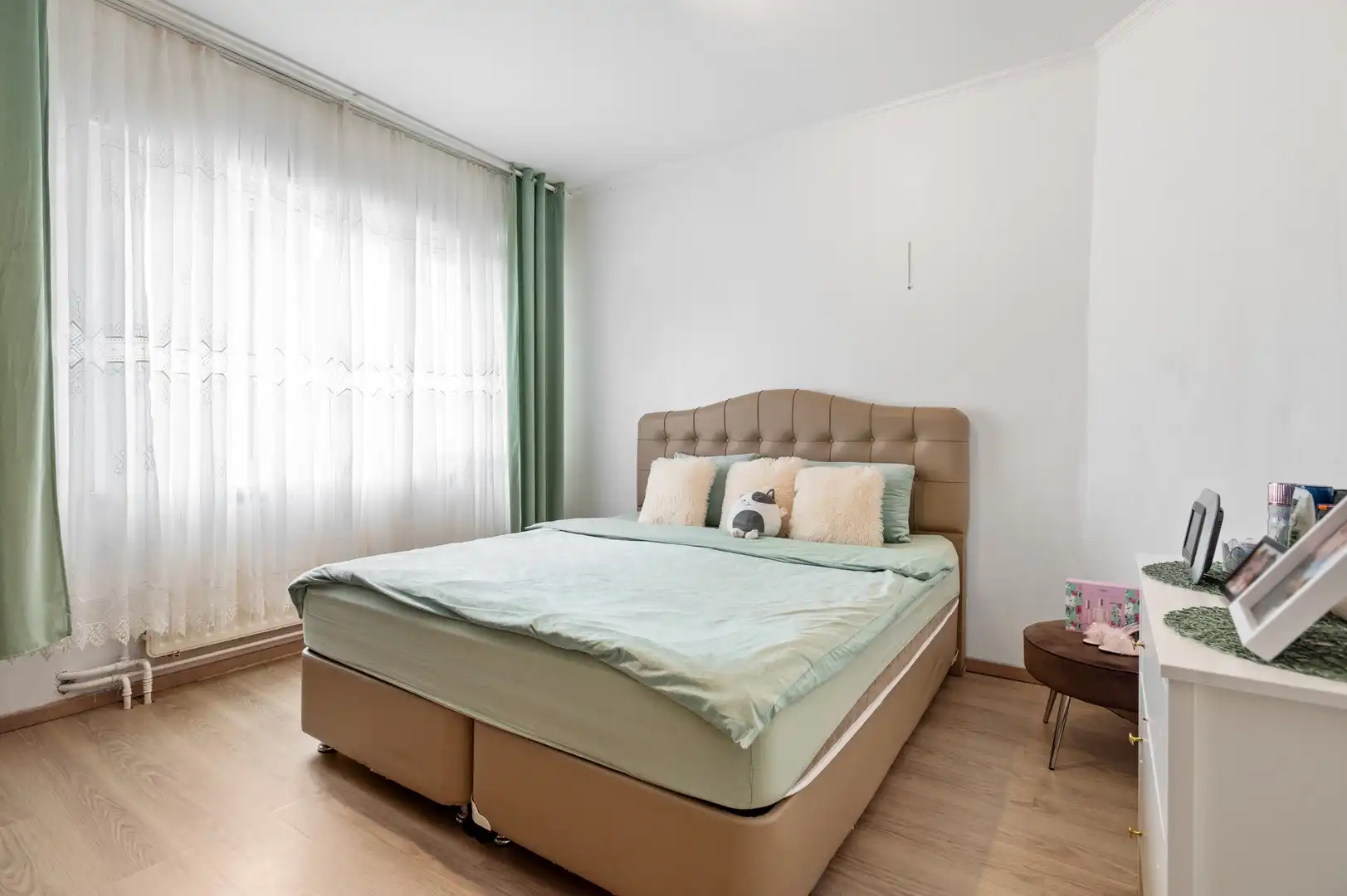 Vezorgde woning met 4 slpk en zuidtuin in Schoten foto 12