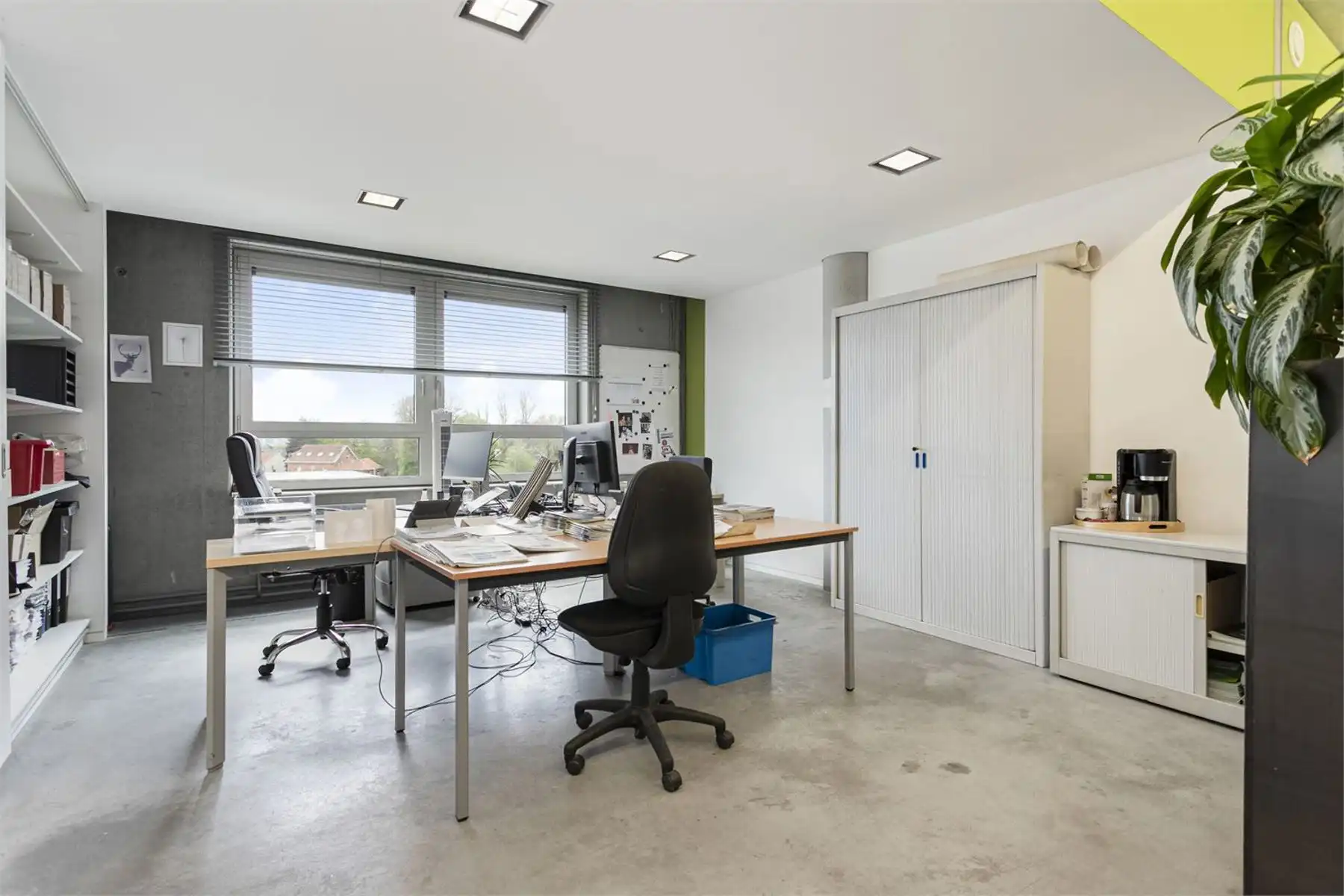 Volledige kantoorverdieping (± 867 m²) en 22 parkings foto 13