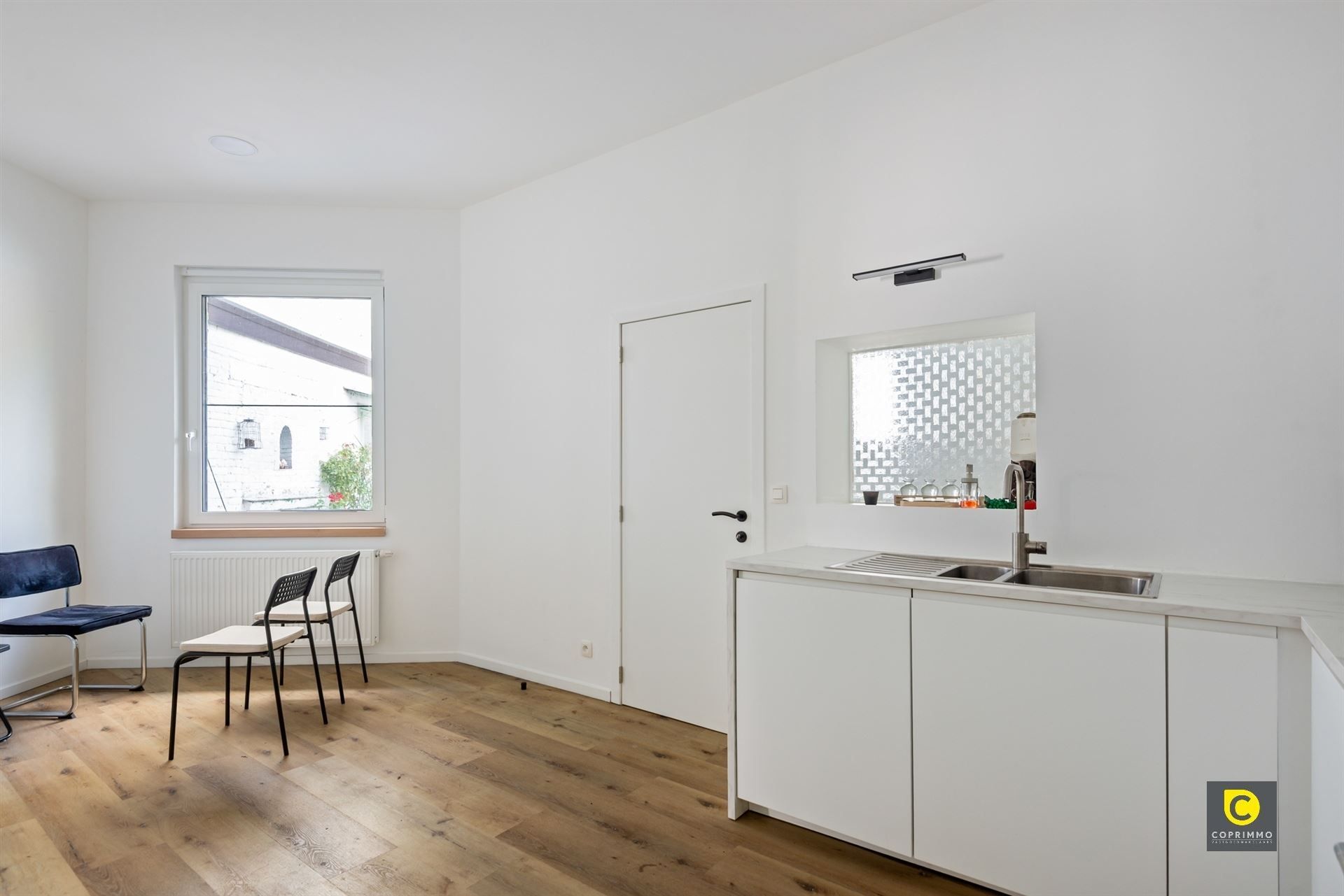 Mooi gerenoveerde woning met tuin en garage foto 6