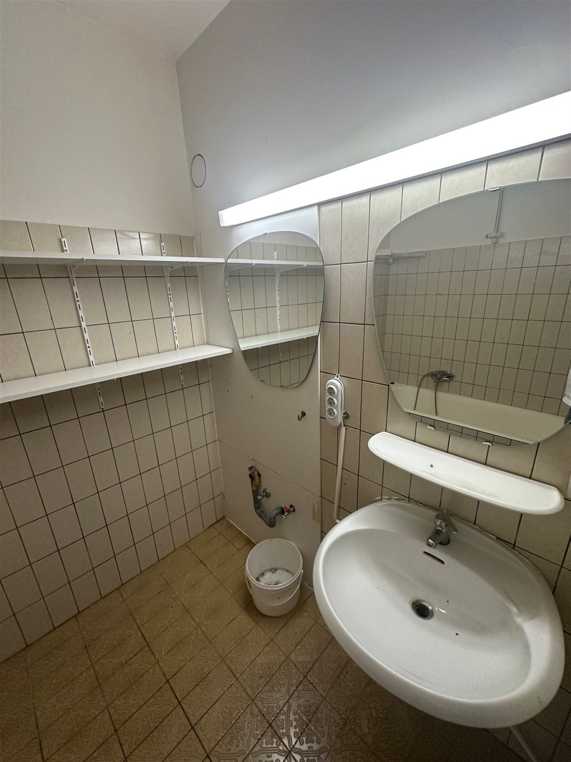 Appartement met 2 slaapkamers op het 3e verdiep met uitzicht over stadspark! foto 11