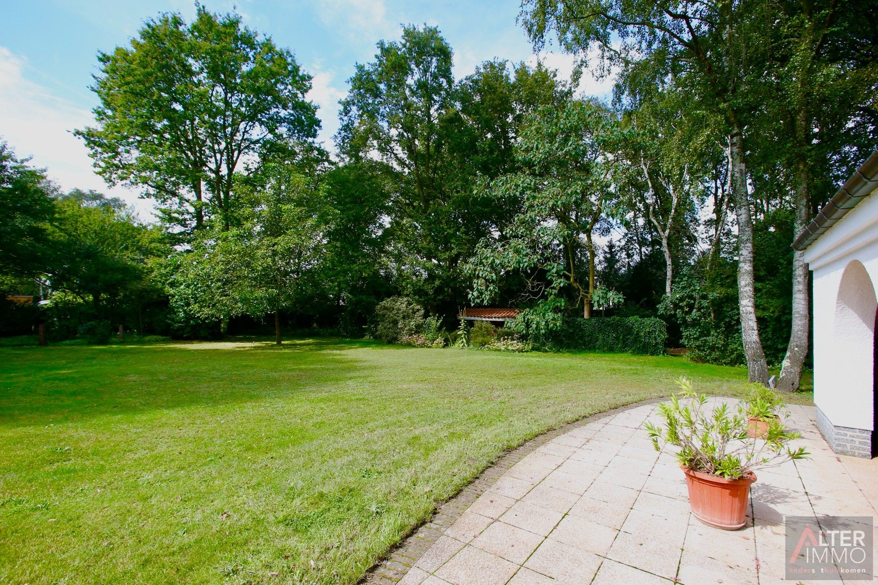Unieke villa van meer dan 400 m² op een prachtig perceel van ca. 45 are! foto 40