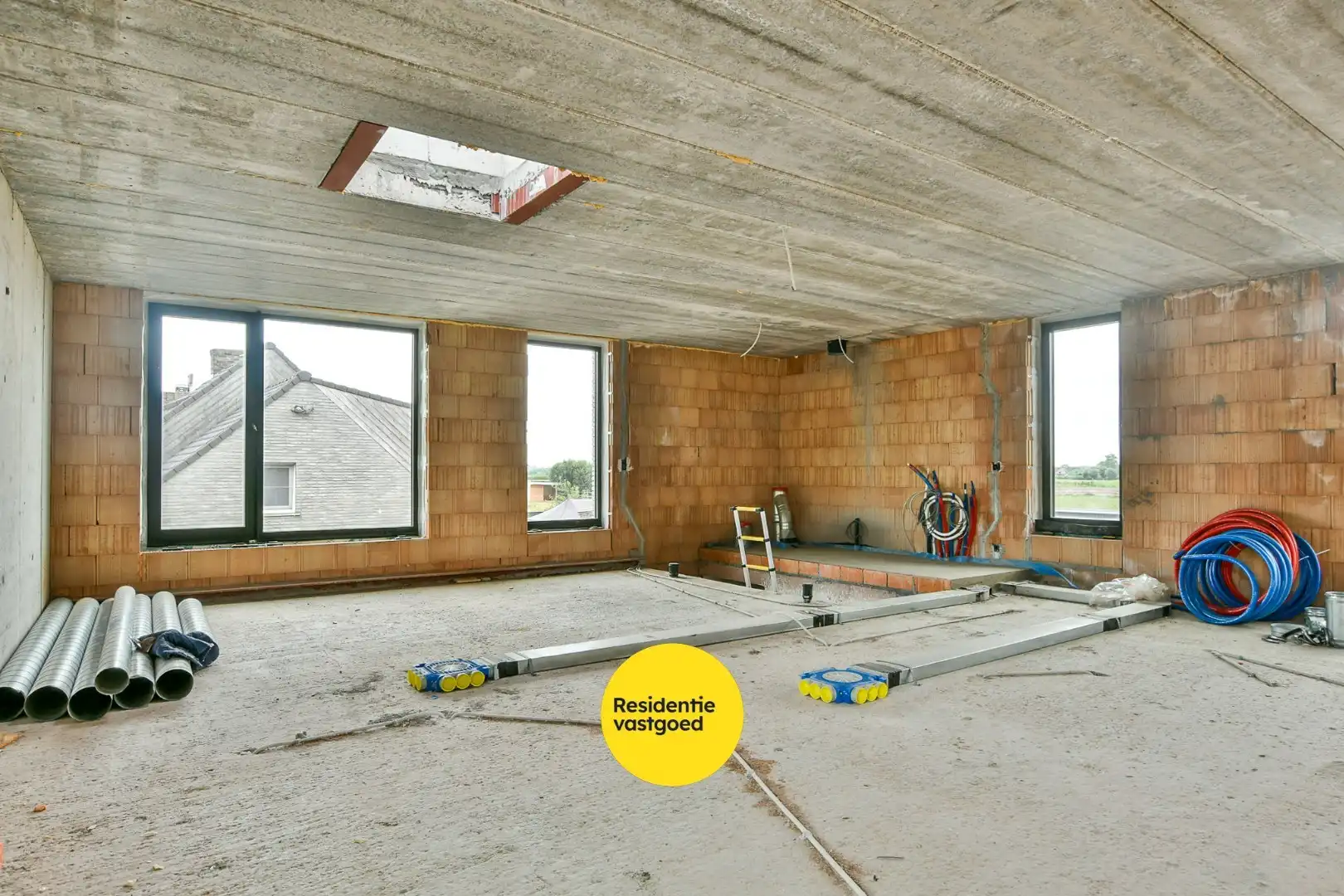 Af te werken nieuwbouwwoning in Eernegem foto 7