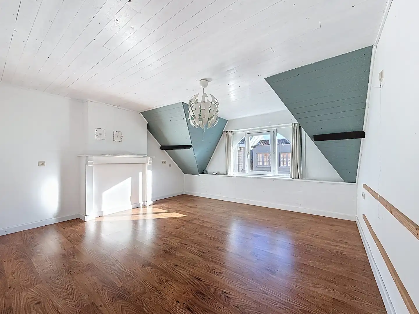 Handelspand met woonst en veel potentieel op toplocatie in Nieuwpoort-Stad foto 11