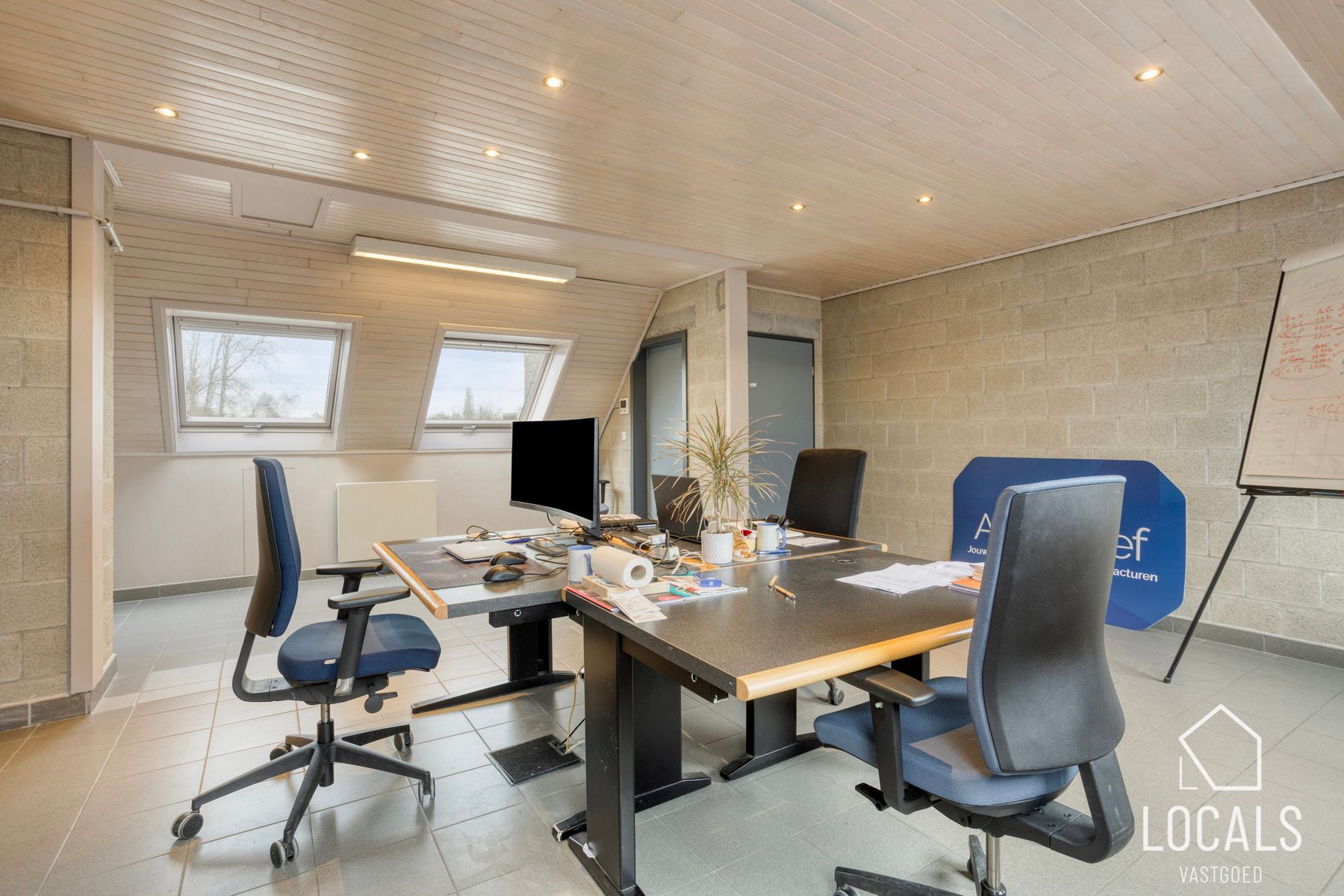 Multifunctioneel kantoorgebouw in centrum Haaltert  foto 21