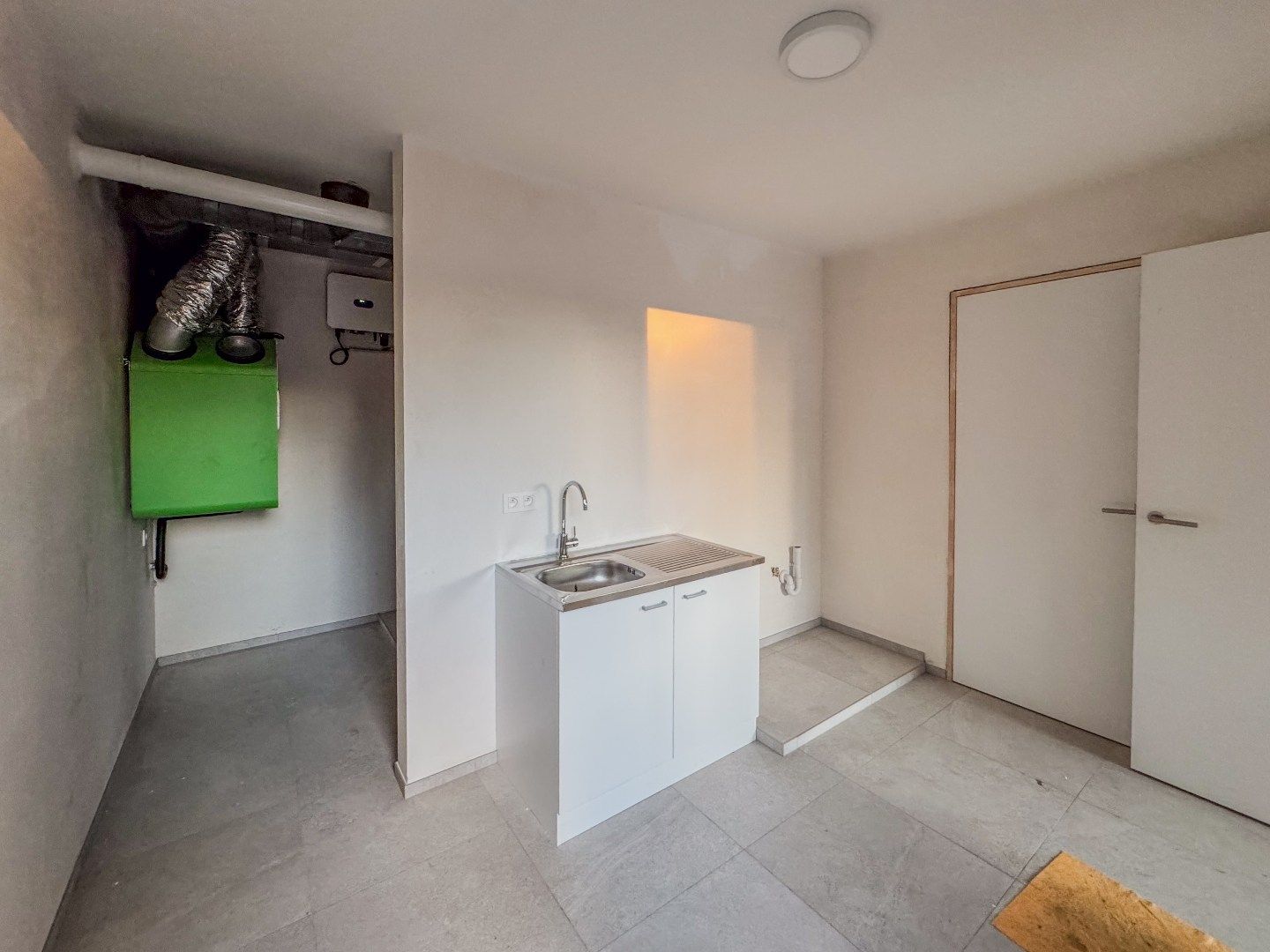 Energiezuinige nieuwbouwwoning met 3 slaapkamers, ruime garage en tuin. foto 9