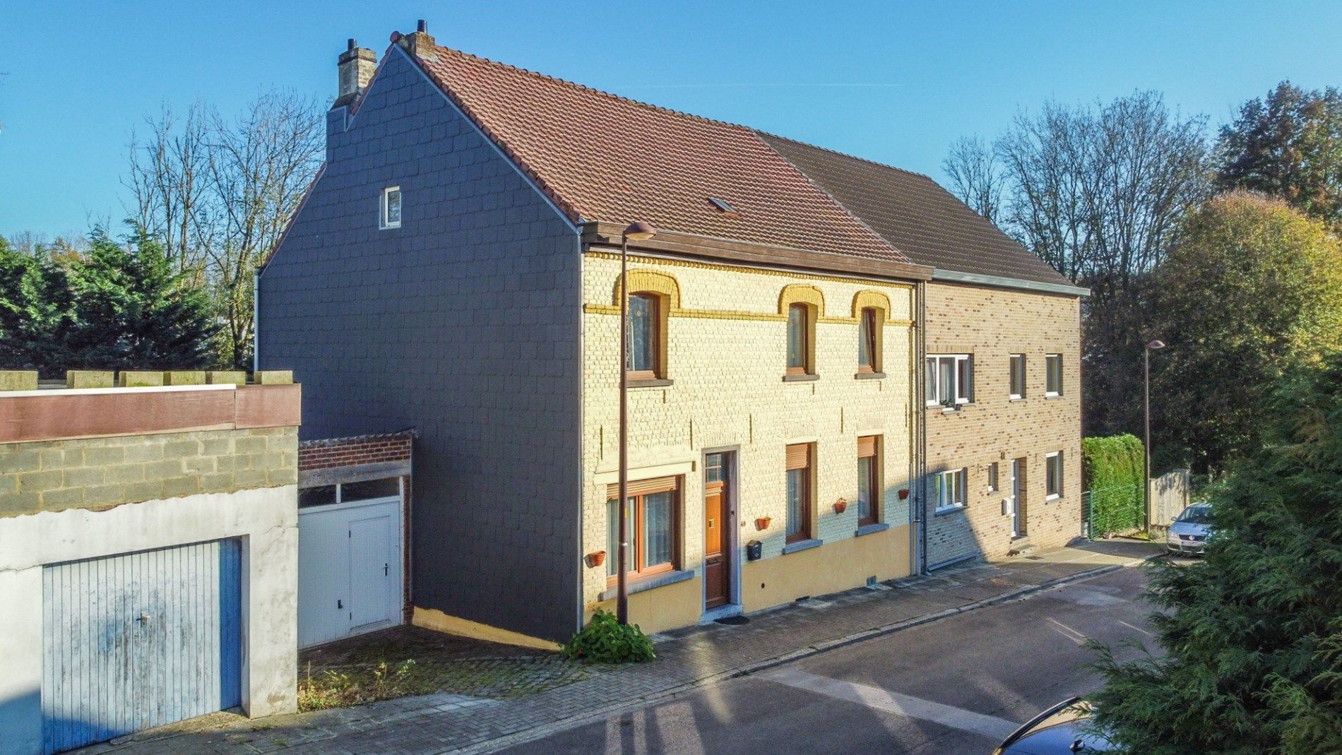 Ruime en lichtrijke driegevelwoning met garage + atelier! foto 22