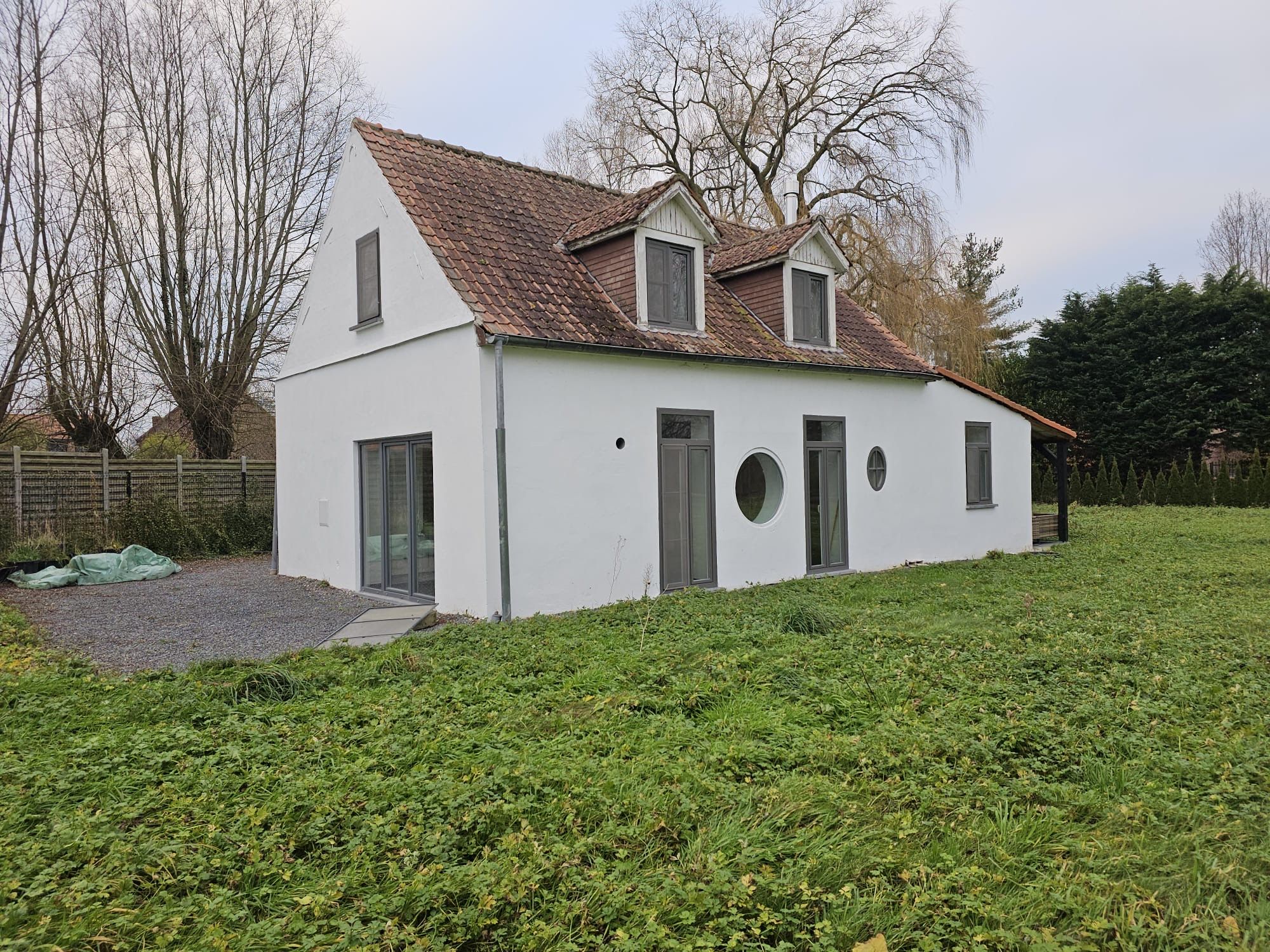 Hoofdfoto van de publicatie: Gezellig gerenoveerde woning op landelijke locatie