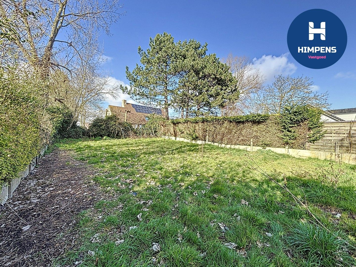 Charmante Woning met Potentieel in Sint-Idesbald – 625m², Lichtrijke Tuin & 3 Slaapkamers foto 3