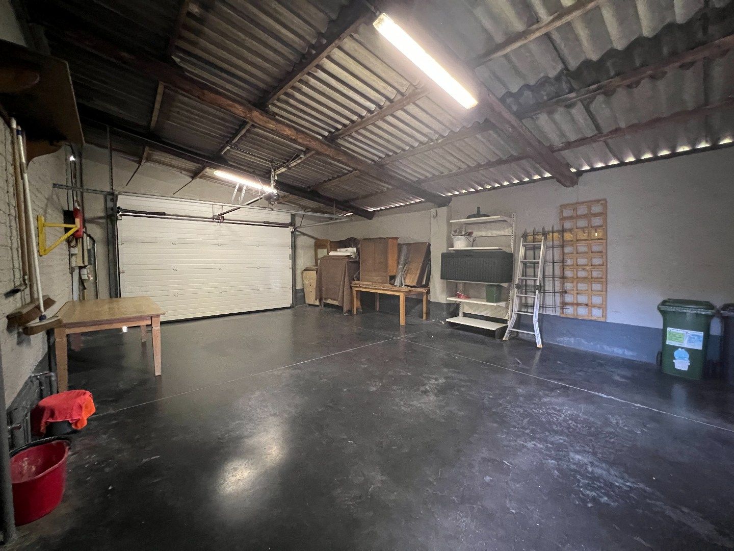 GEZELLIGE WONING MET DRIE SLAAPKAMERS, GARAGE EN TUIN foto 20