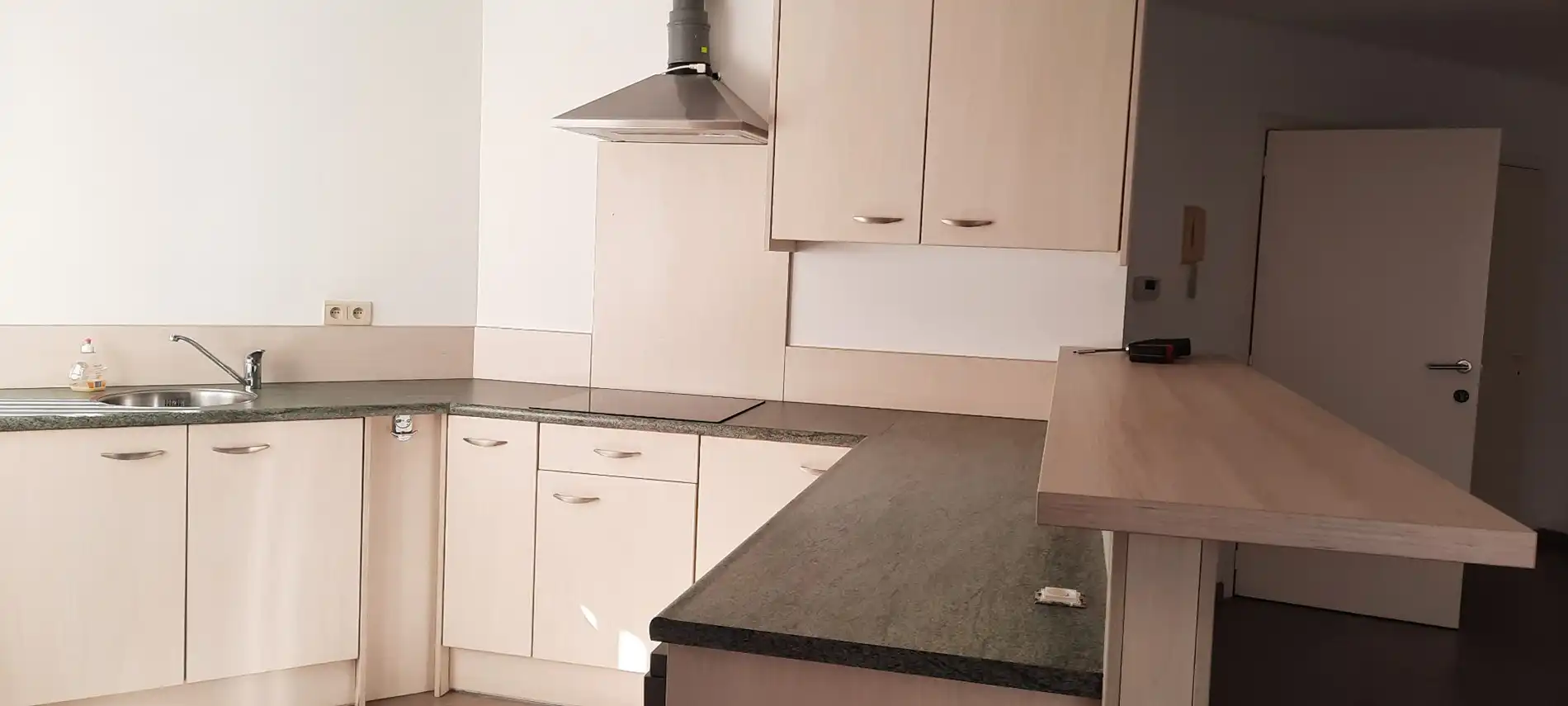 comfortabel appartement op de gelijkvloerse verdieping met 2 slaapkamers. foto 6