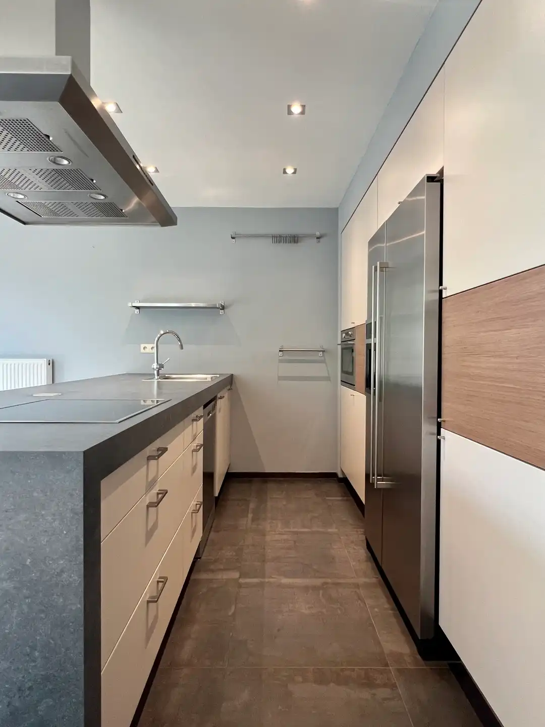 Rustig gelegen appartement met terras en groen uitzicht foto 6