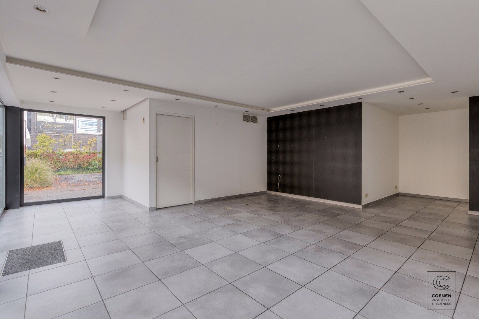 Goed gelegen handelspand van 61 m² in het centrum van Rijkevorsel! foto 7