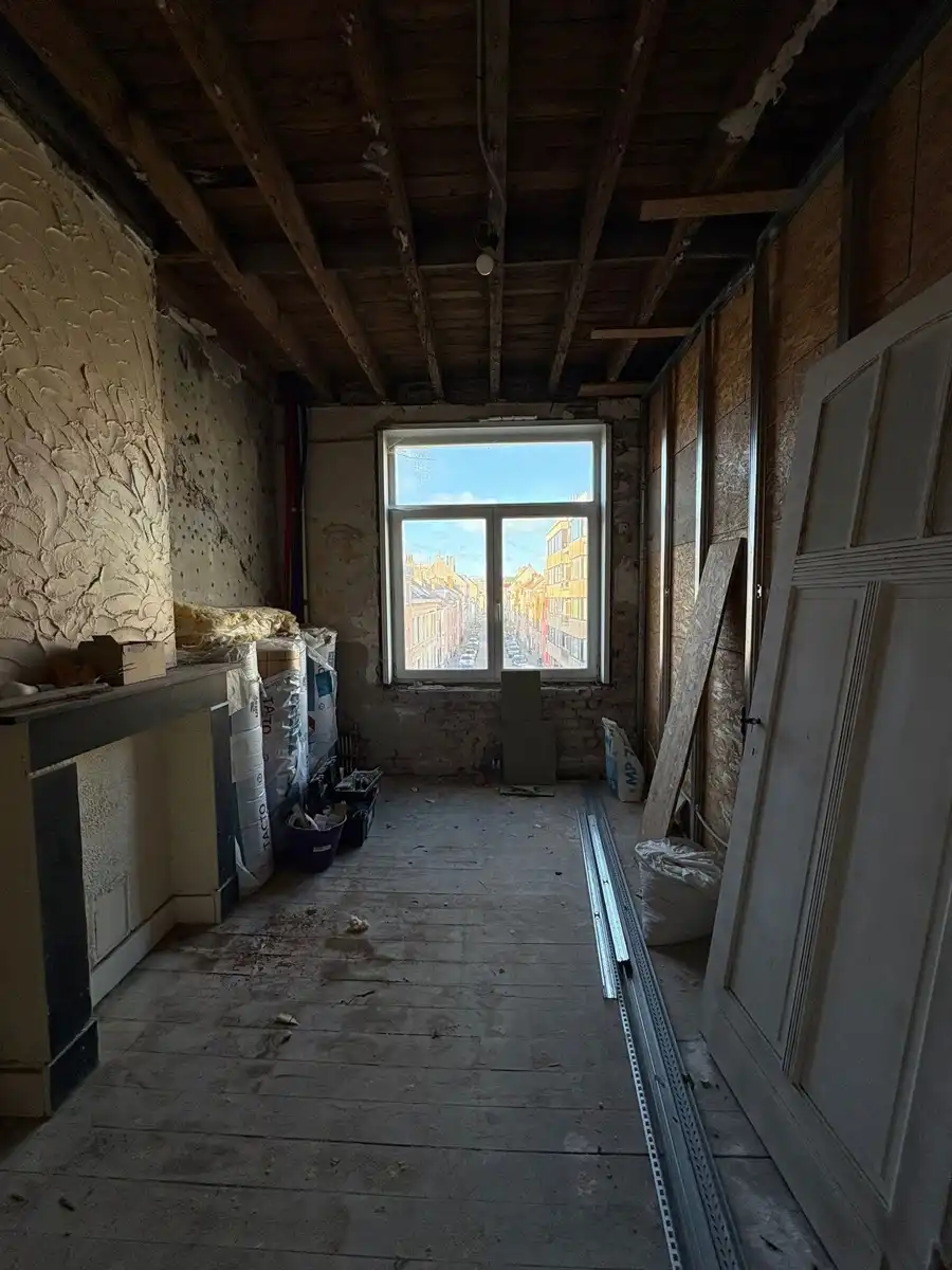 Te renoveren handelshuis met 3 slaapkamers  foto 10