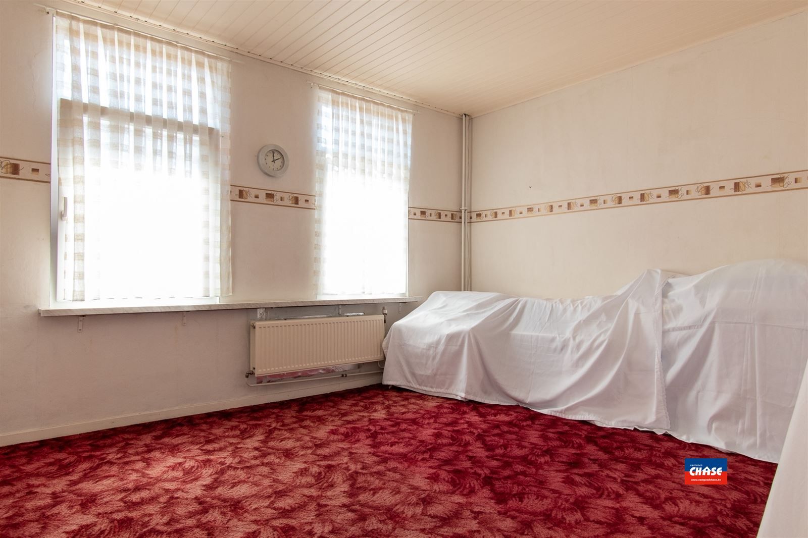 Instapklare woning met 4 slaapkamers en tuin foto 12