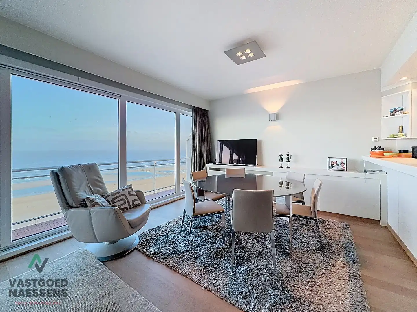 SCHITTEREND VERNIEUWD 2 SLPK APP - ZICHT OP ZEE EN TERRASSEN  foto 2