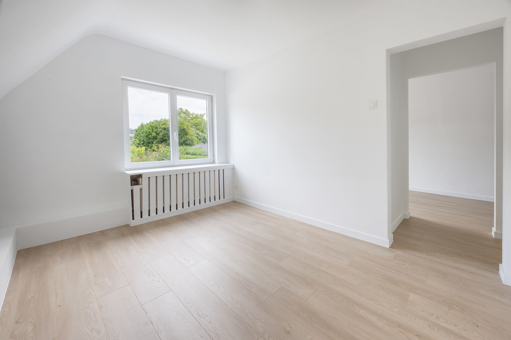 Karaktervolle woning met zwembad op toplocatie in Wijnegem foto 19