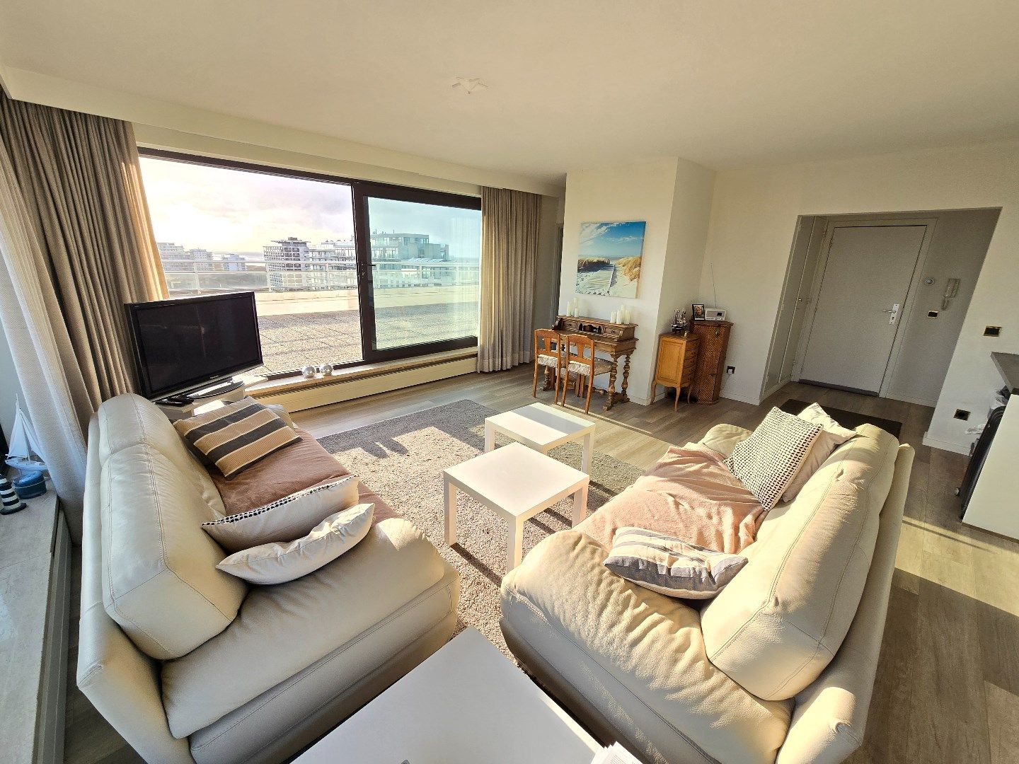 Penthouse 2 slpk's met zeezicht foto 6