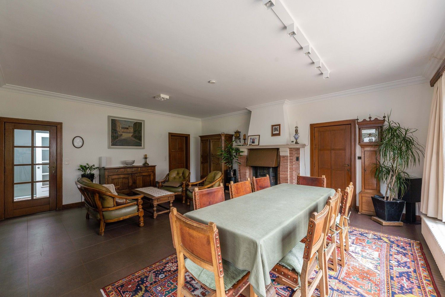 Ruime herenwoning, met 5 slaapkamers foto 5