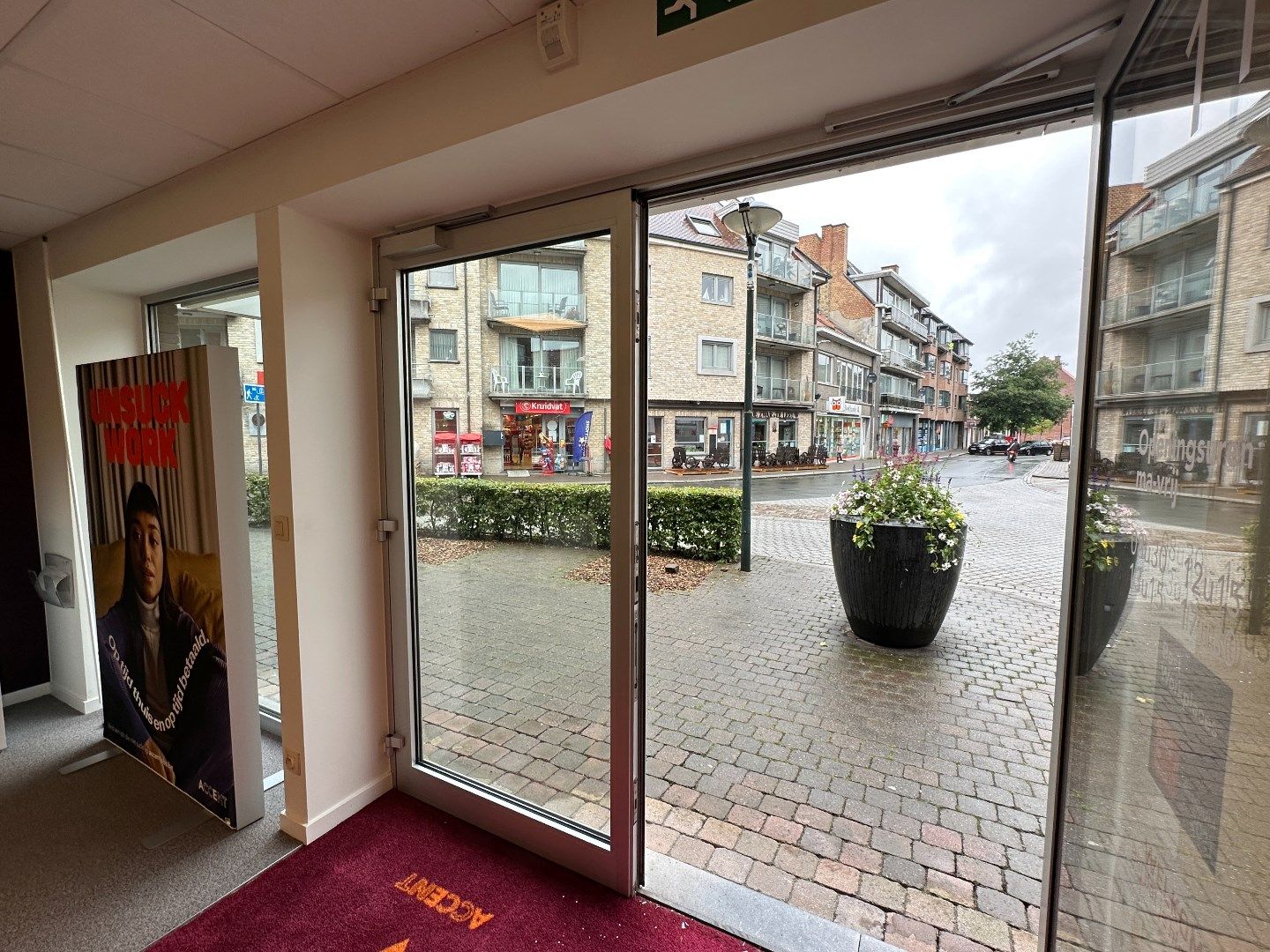 Kantoor/winkelruimte (190 m²), Burg Torhout foto 3