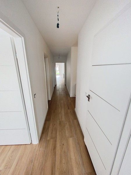 Ruim gelijkvloers appartement met 2 slaapkamers foto 20