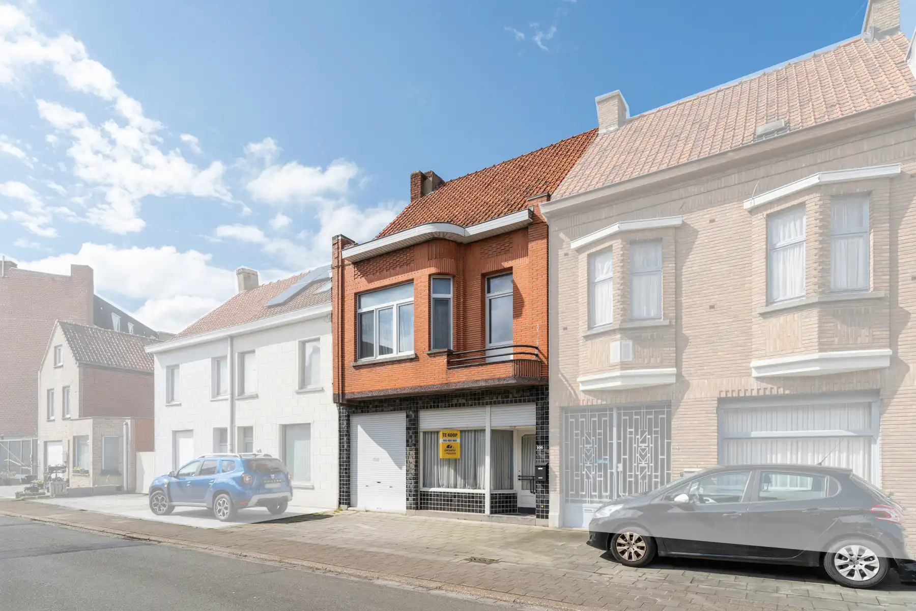 Vernieuwde woning,  gelegen te Roeselare met tuin en garage  foto 16
